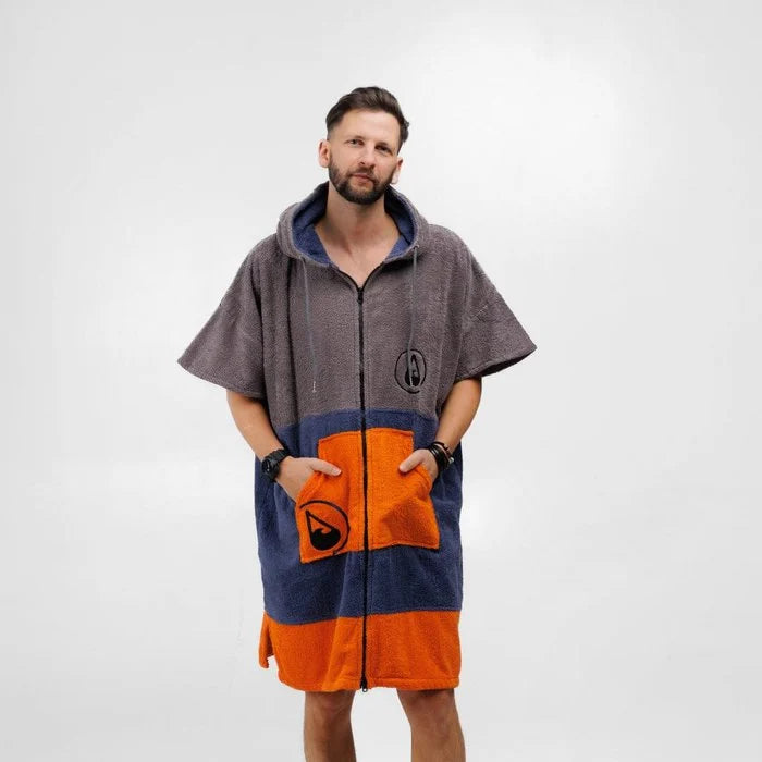 Frottier-Poncho mit Reißverschluss, saugstark und pflegeleicht