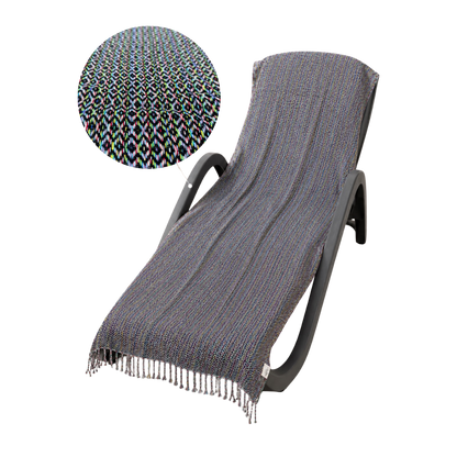 Hellblaues Hamamtuch Ocean StayOn von BeachAndSteam, 200x70 cm, weiches Strandtuch aus Baumwolle, zeigt das Tuch ausgelegt.
