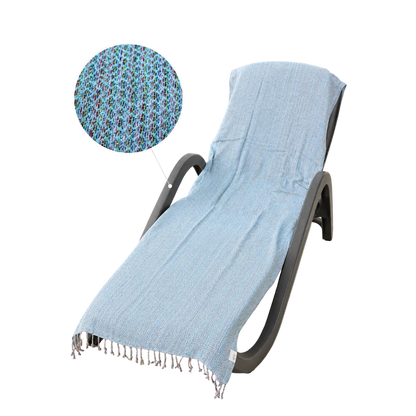 Strandtuch Ocean StayOn von BeachAndSteam, 200x70 cm, weiches Hamamtuch mit blautönen, perfekt für den Strand oder Sauna.