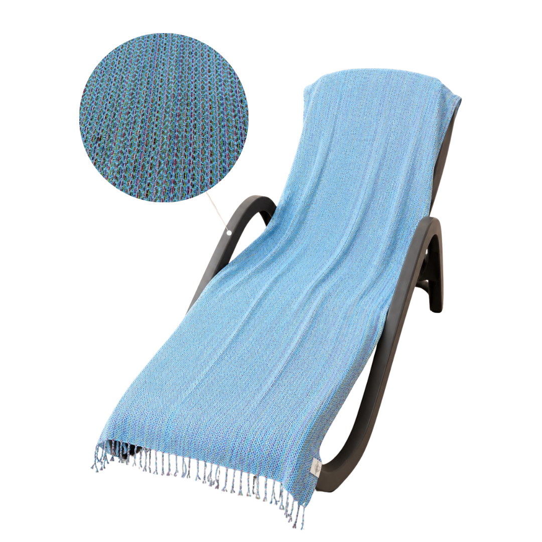 Strandtuch Ocean StayOn von BeachAndSteam, 200 x 70 cm, weiches Hamamtuch mit maritimem Design für den Strand oder Pool.