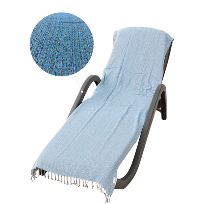 Badehandtuch Ocean StayOn von BeachAndSteam, 200 x 70 cm, weiches Hamamtuch mit blauer Meeresmuster, ideal für Strand und Pool.