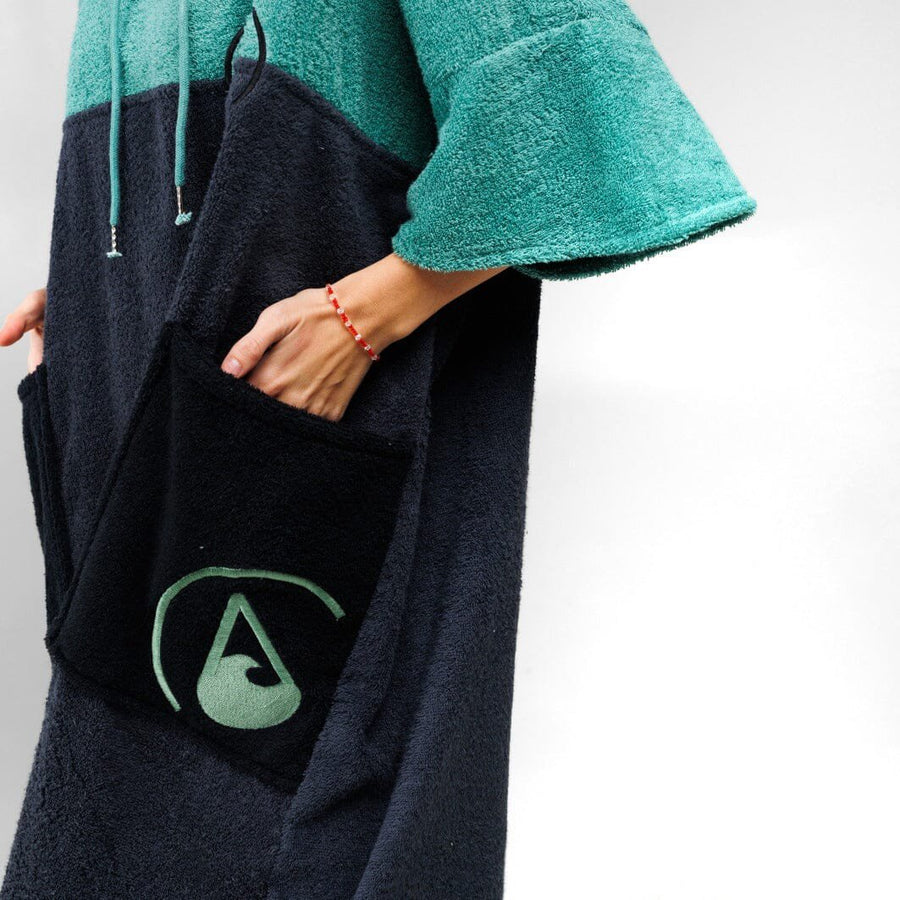 WAVE HAWAII Badeponcho MOVE für Sauna Strand und Urlaub