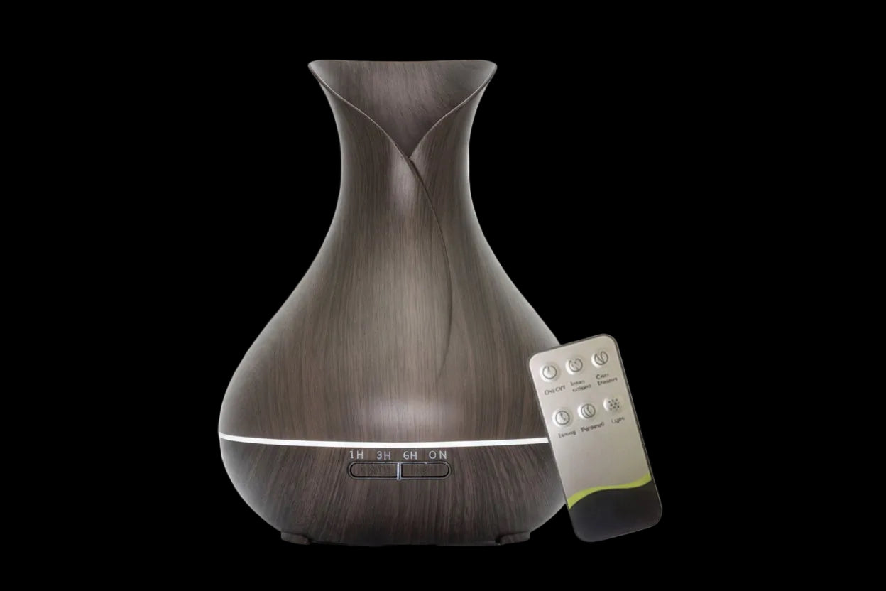 Hochwertiger Aroma-Diffusor von BeachAndSteam mit stilvollem Design, ideal für ätherische Öle und entspannten Raumduft.
