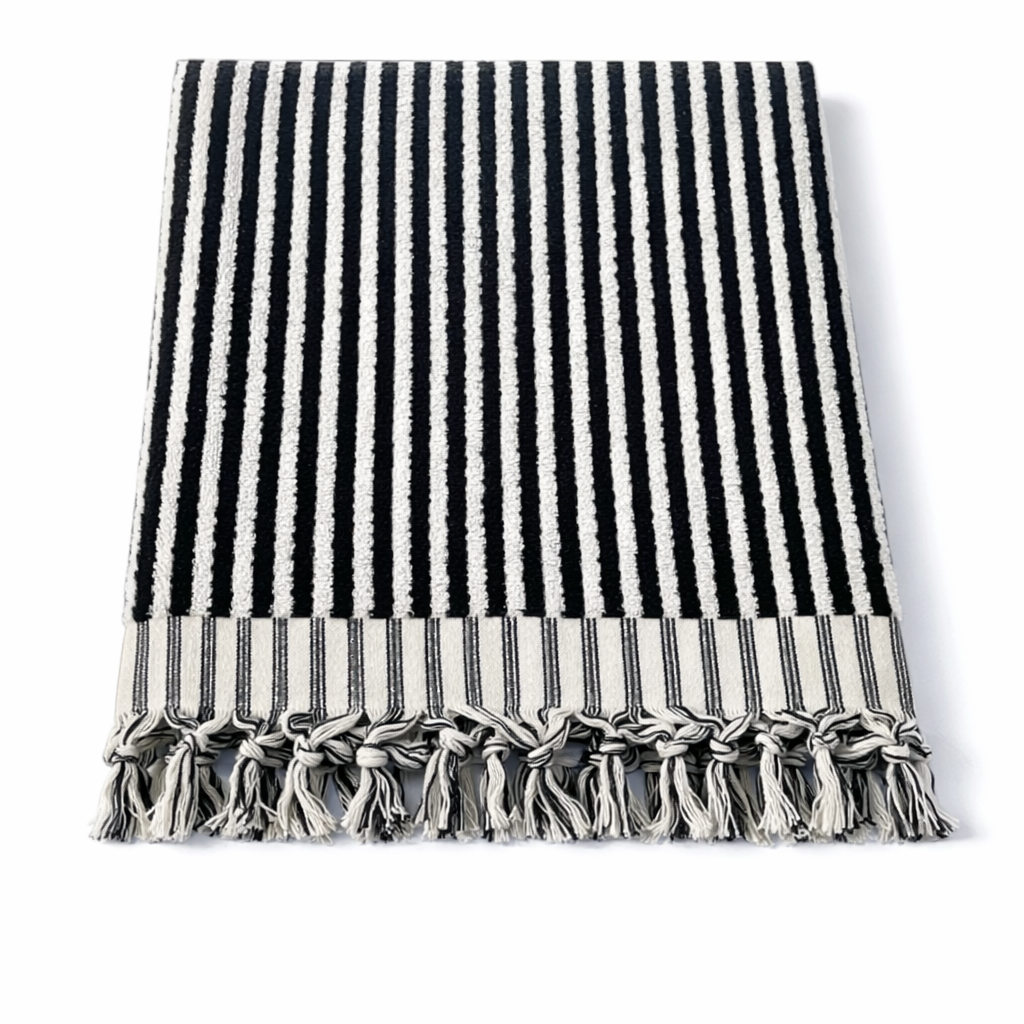 BeachAndSteam Saunatuch und Bademantel aus 100 % Baumwolle, XL-Größe, mit buntem Confetti-Design, ideal für Sauna und Wellness.