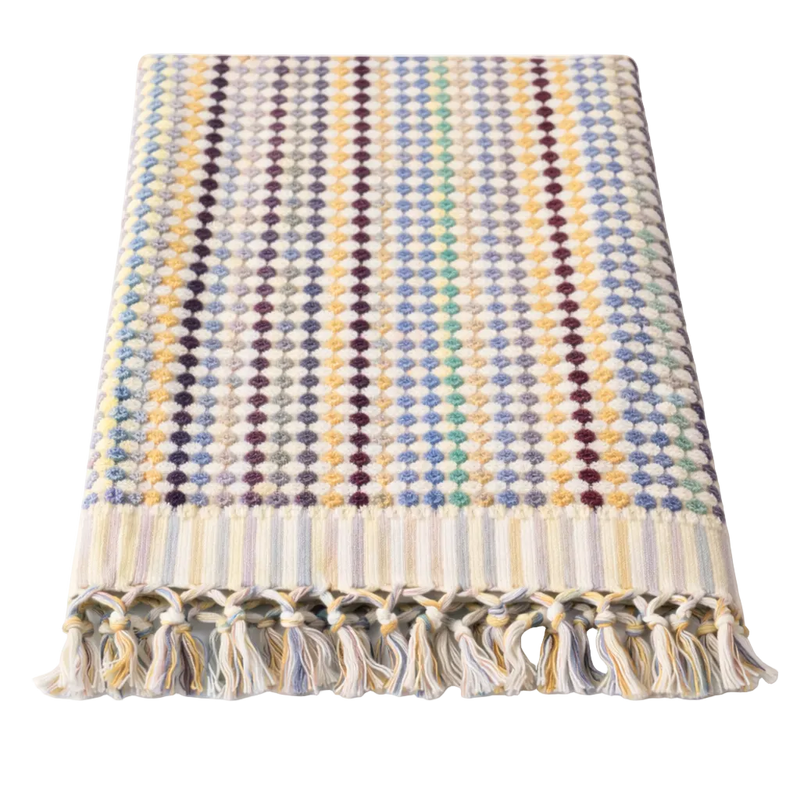 DOTWAVE Saunatuch XL mit bunten Punkten und Fransen, 175 × 90 cm
